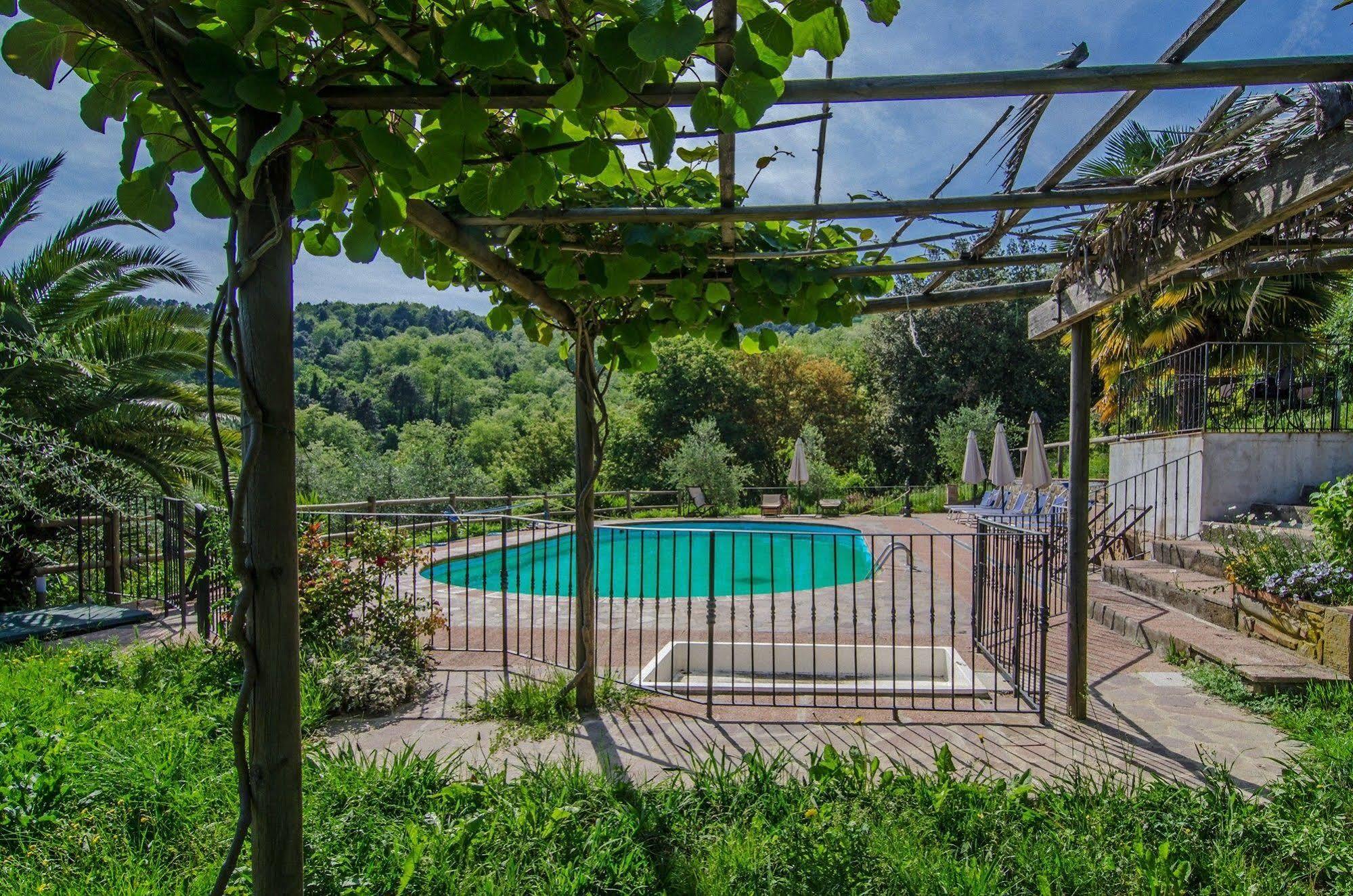 Podere"Sulle Soglie Del Bosco" Appartament And Rooms Pescia Exterior foto